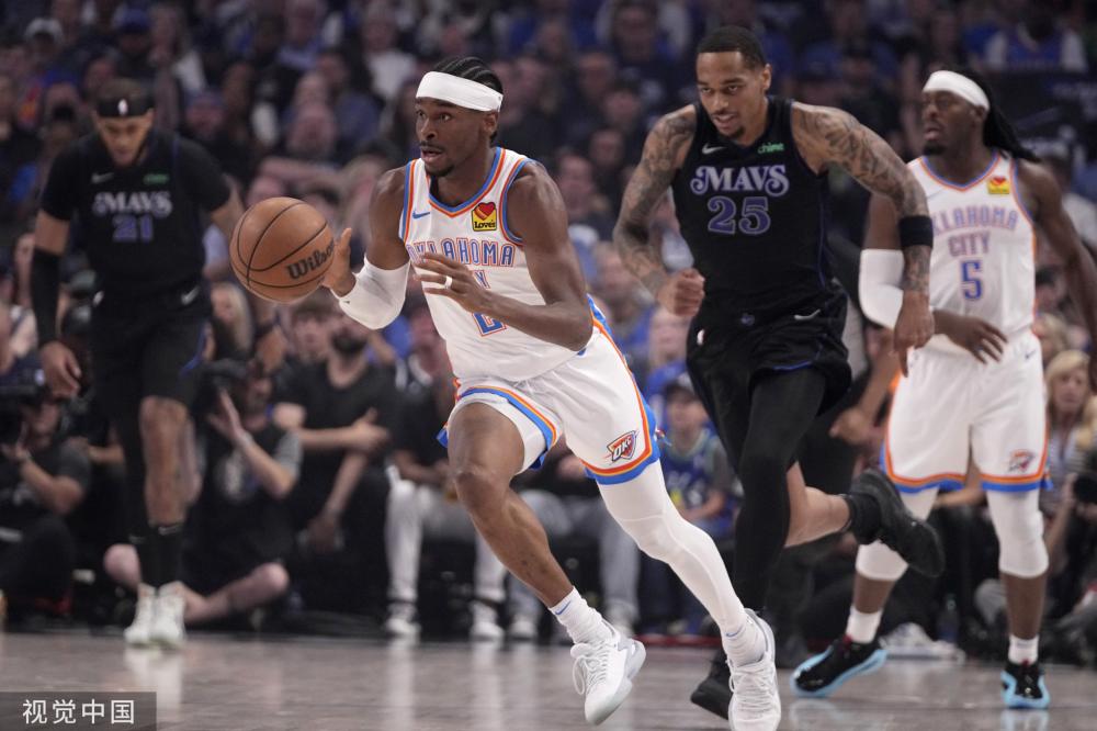 他在战术执 他在战术执